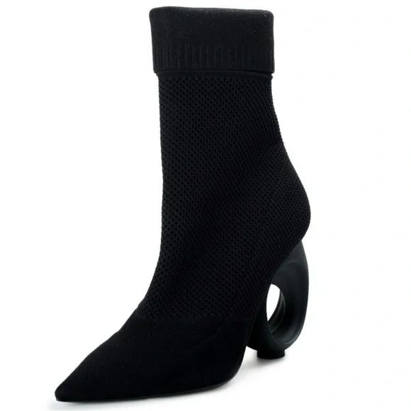 Burberry Kimberly Sock Knit Circle Heel Boots 38.5